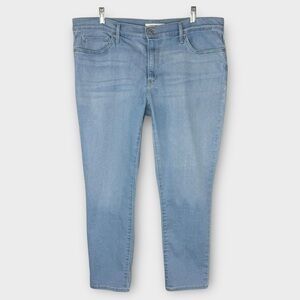 Levi’s slimming skinny jeans 34 mid-rise stretch denim light wash dressy EUC